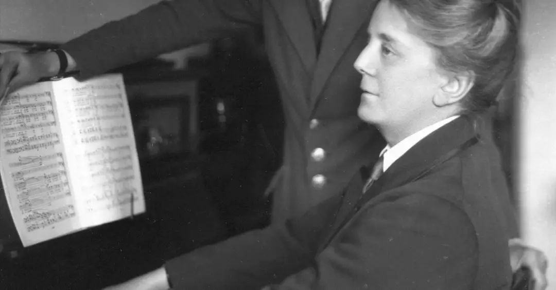 Por que ninguém sabe como tocar essa música de 140 anos