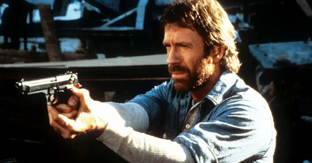 Chuck Norris: quem inventou o meme de que o ator era indestrutível?