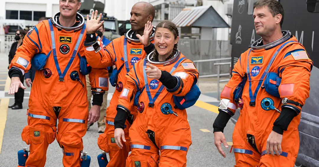 Qual é a carreira dos quatro astronautas da Artemis II?