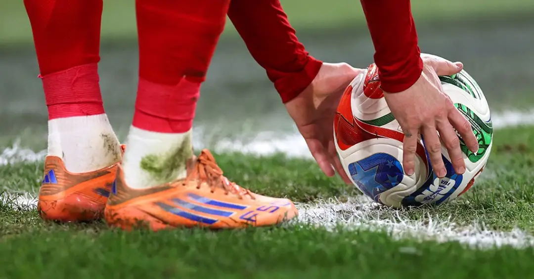Testes avaliam como a bola da Copa do Mundo de 2026 deve se comportar em campo