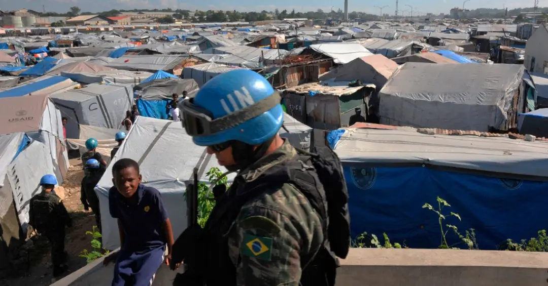 MINUSTAH: a missão de paz da ONU no Haiti liderada pelo Brasil