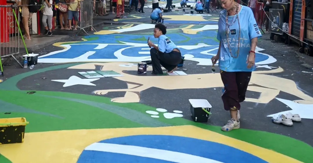 Quando surgiu a tradição de pintar as ruas para a Copa do Mundo?