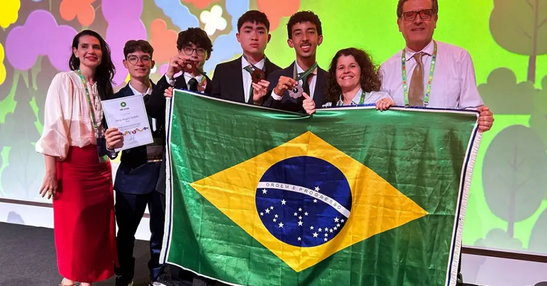 Estudantes brasileiros ganham medalhas na Olimpíada Internacional de Biologia