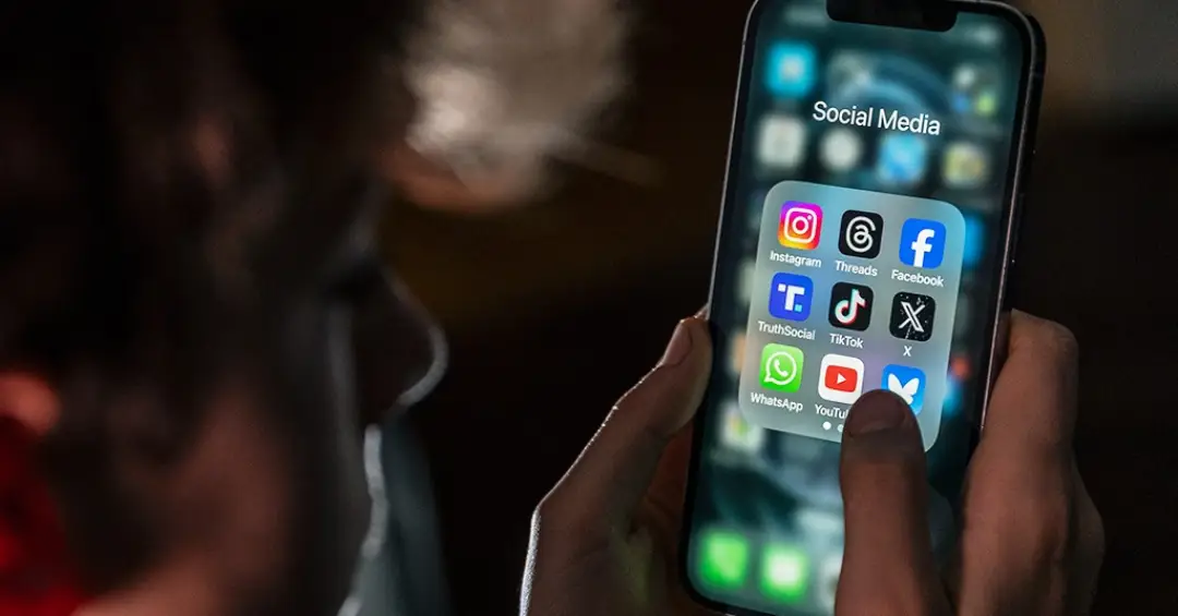 A relação entre o uso de redes sociais por crianças e o desempenho escolar, segundo novo estudo