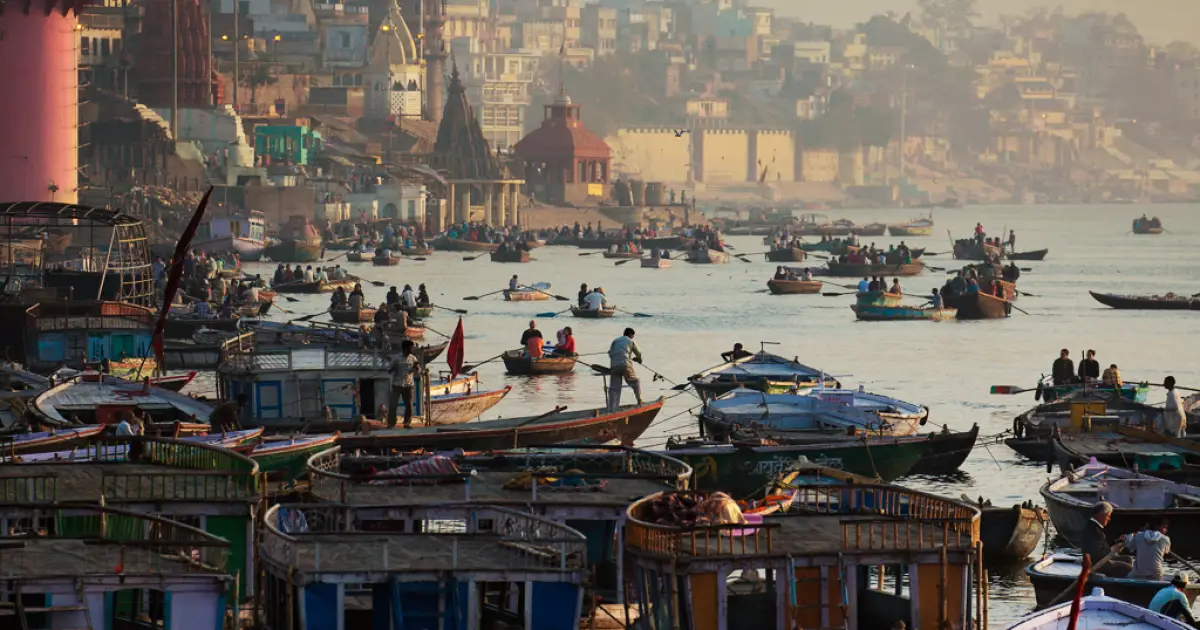 Varanasi: a cidade indiana onde tomar banho no Rio Ganges é sagrado